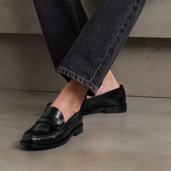 Saint Laurent Le Loafer - Picture 2 of 13